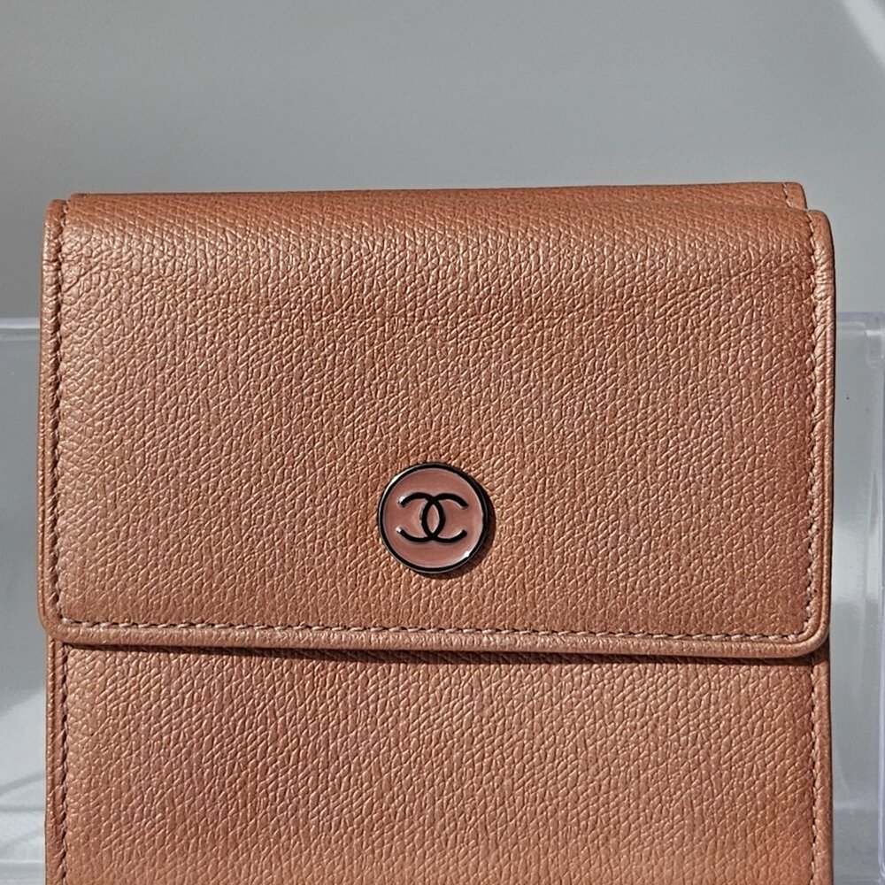 Chanel Short Leather Tri-Fold Wallet Authentic - Picture 2 of 13